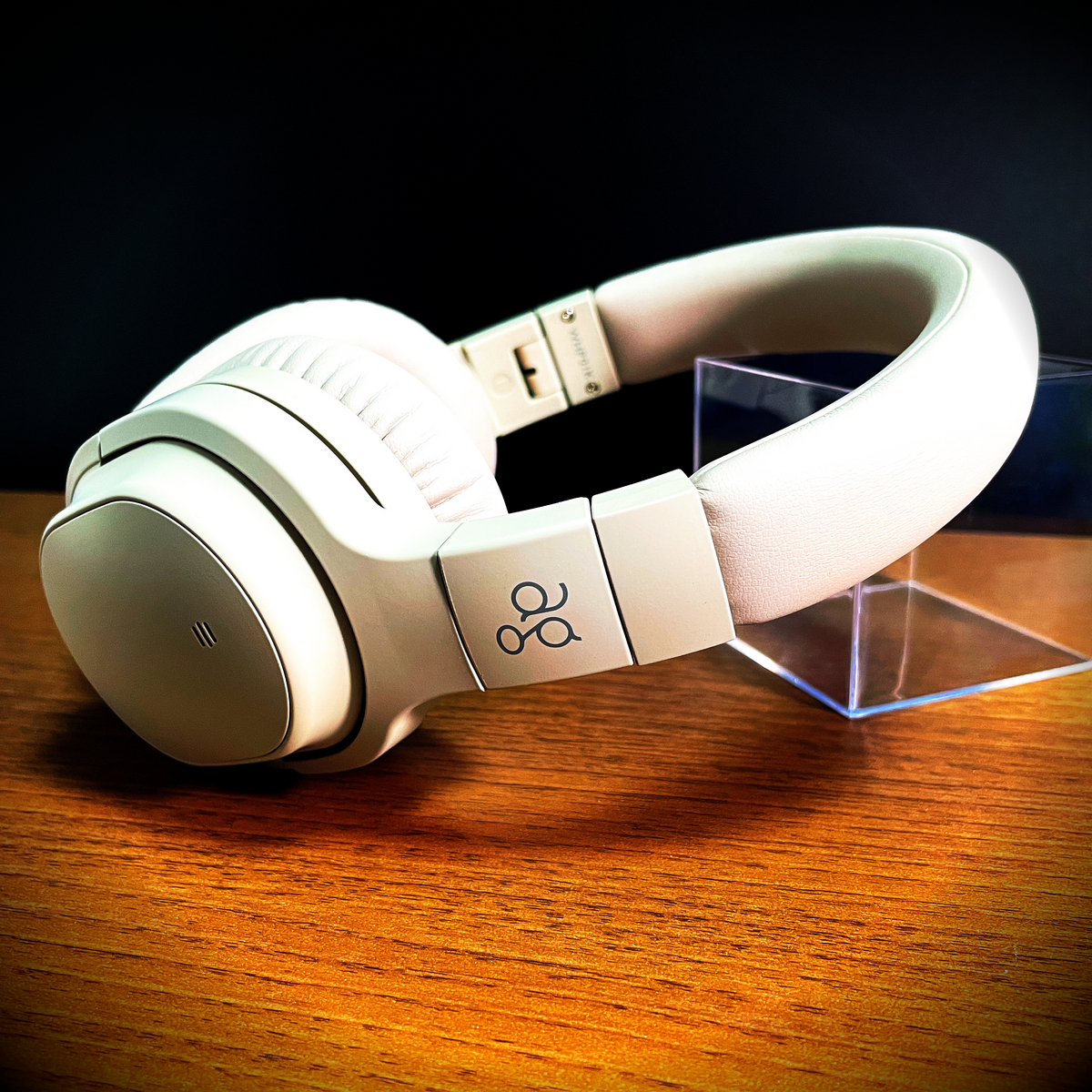 AKG K702 有線ヘッドフォン (やや接触不良あり) AKG K702」を自力で断線修理をしてみた。買って5ヶ月もしない
