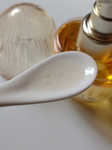 H2O/ululis『ウルリス ウォーターコンク リペアヘアオイル』使っ