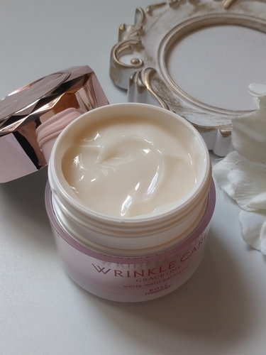 コーセーコスメポート『グレイス ワン リンクルケア ホワイト