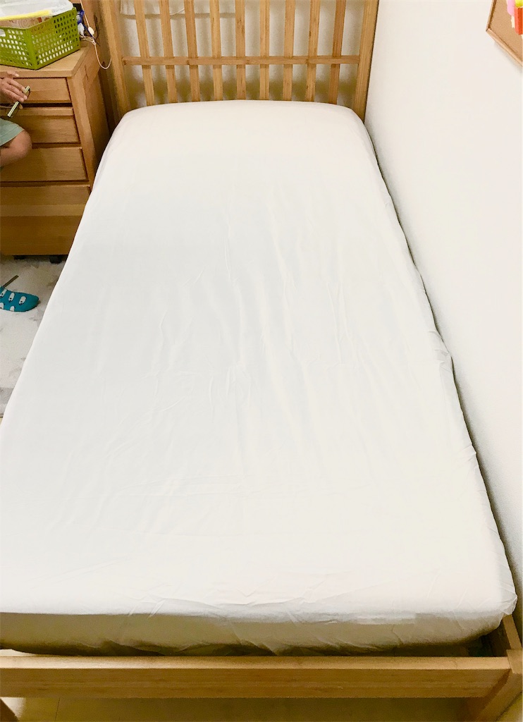 子ども用に購入したIKEAのナチュラルテイストなベッドがフカフカで良い