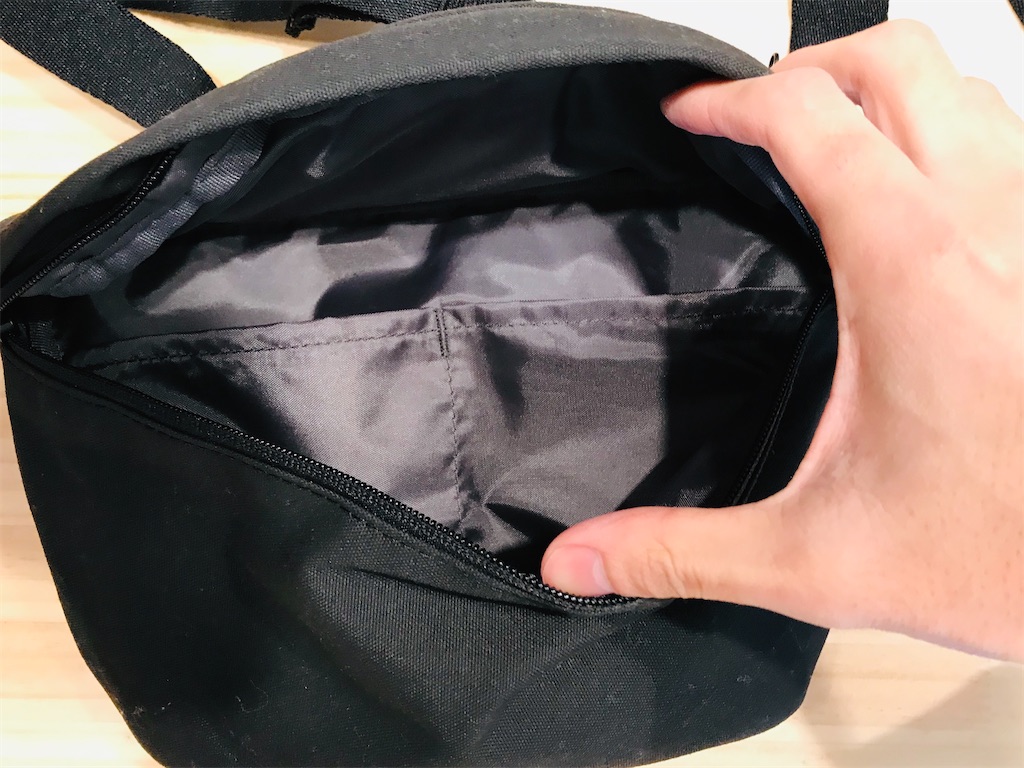 ユニクロのウエストバッグはシンプルデザイン 収納力 コスパどれを取っても引けを取らない超おすすめバッグ サトコト