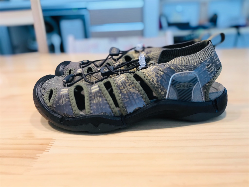KEENのEVOFIT 1がおしゃれで高機能！ニット素材で通気性とフィット感が