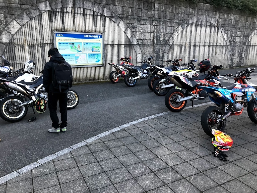 f:id:satomi_com:20190214225944j:plain