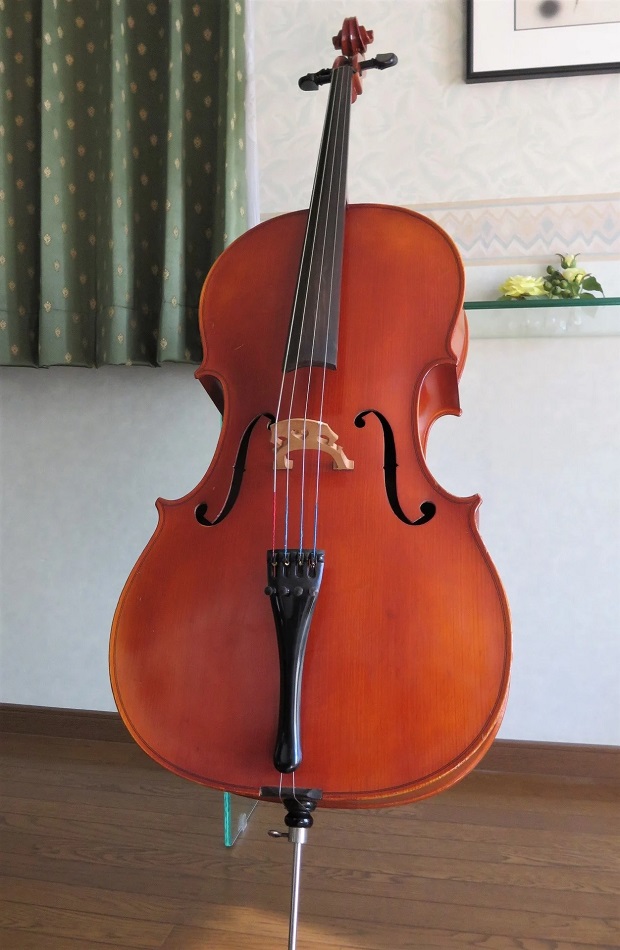 【つるぎさん】チェロ Benedikt Lang 1979年ドイツ製 チェロ頂きました Lang Benedikt 1979 - 池田 悟≪作曲家≫のArabesque