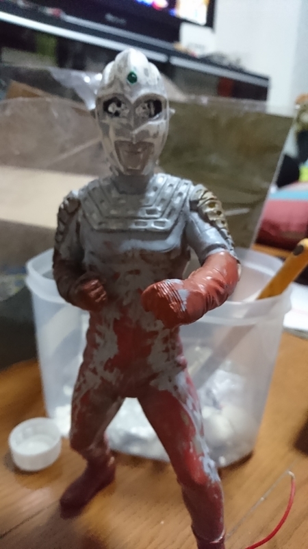 エクスプラス ウルトラセブン 大改造 改造記事 - 趣味の模型製作 さと