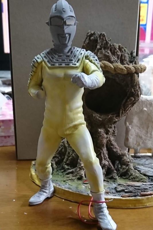 エクスプラス ウルトラセブン 大改造 改造記事 - 趣味の模型製作 さと
