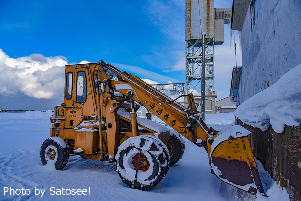 KOMATSU】青森で見つけたオールド建機【建機 古い】【SD25】 - Satosee