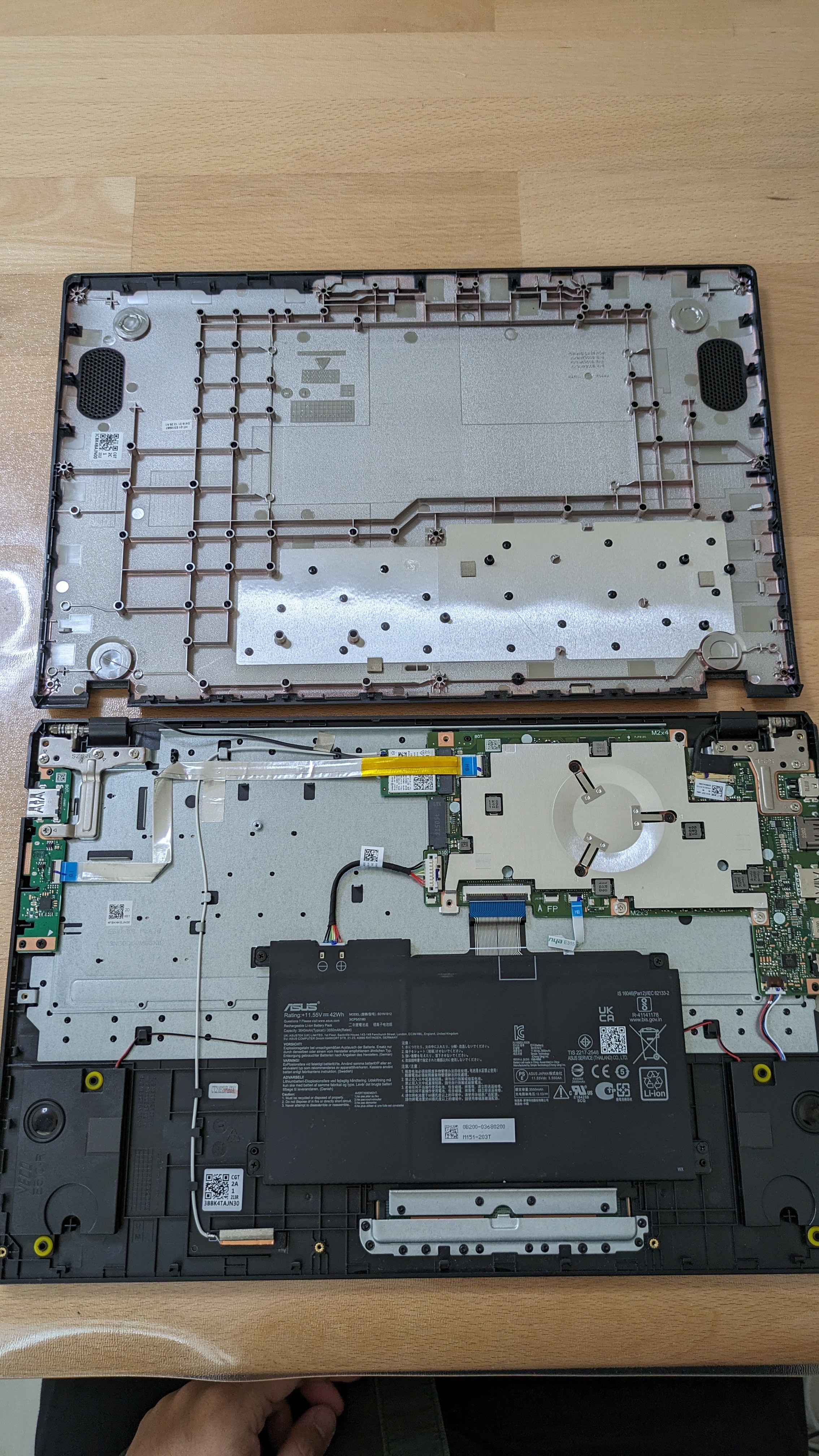 ASUS E510MA-EJ934WS ストレージ交換記 - 新しいダイアリー(5)