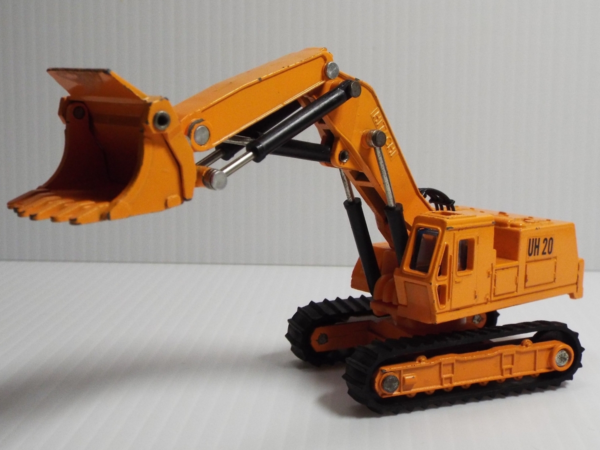 高純度ダイカスト ─シンセイミニパワー 日立 UH20 ローダー