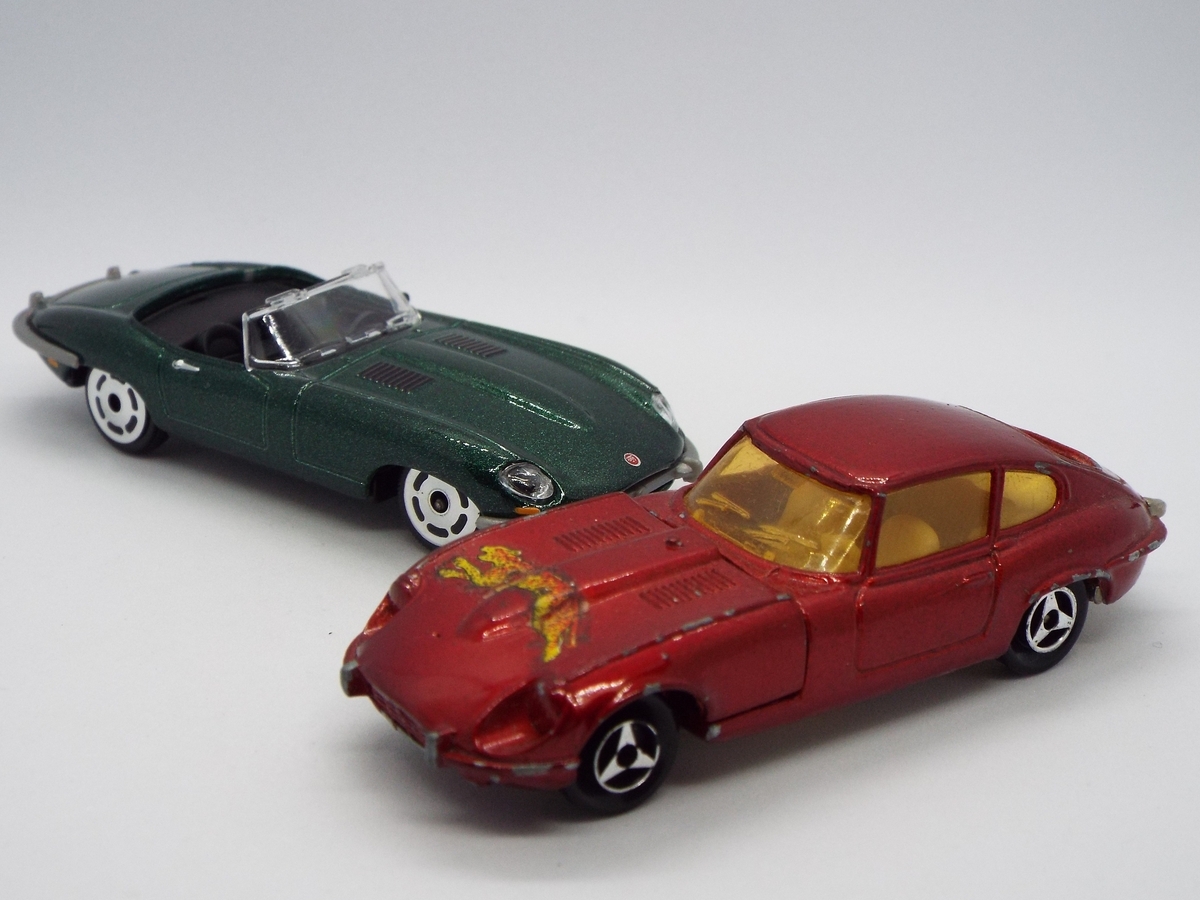 Eタイプの解釈は様々あれど ─Majorette Jaguar E-TYPE - 手のひら駐