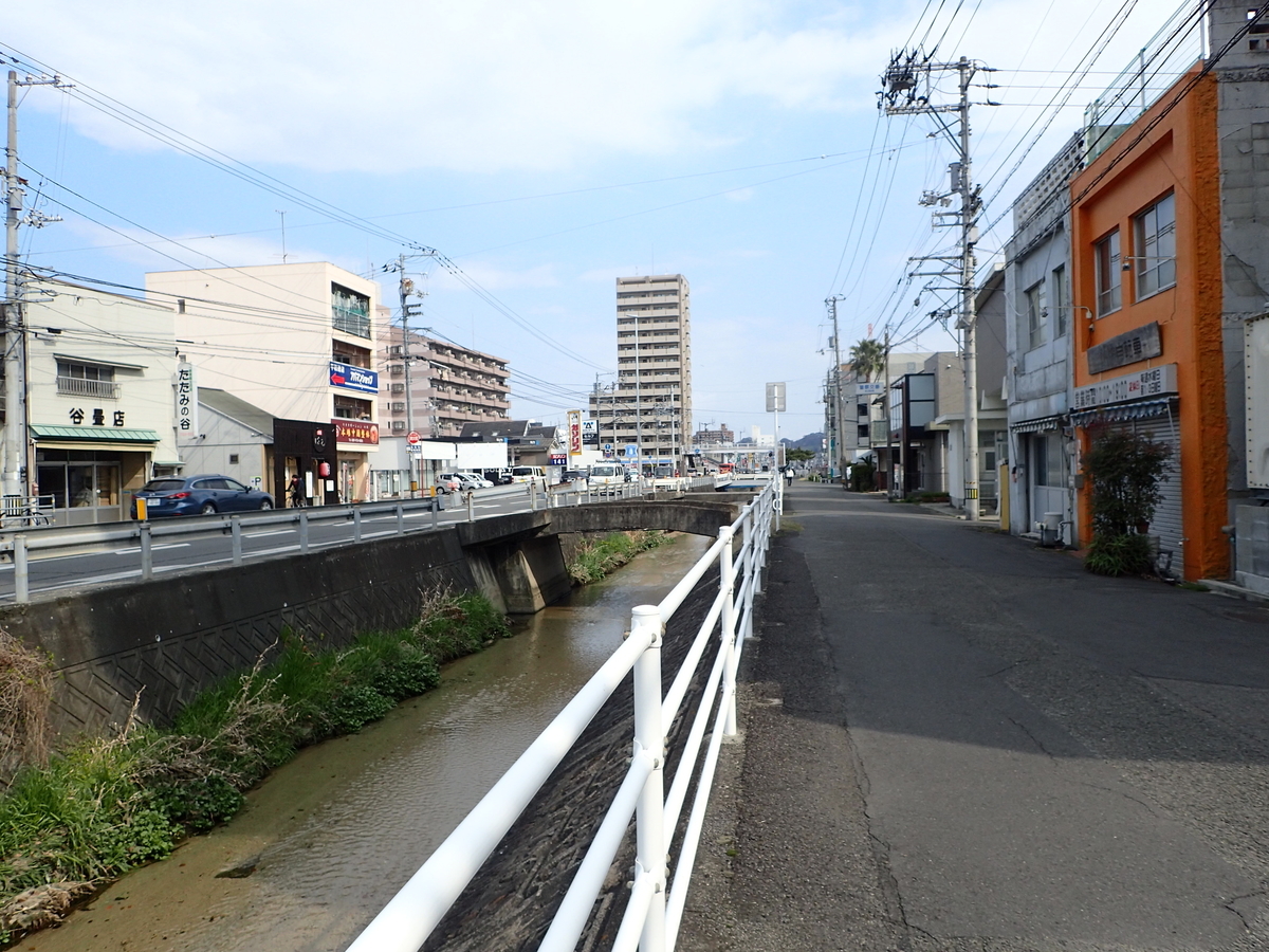 f:id:sattisatisatti:20190410191512j:plain f:id:sattisatisatti:20190410191512j:plain