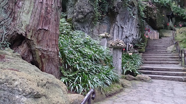 f:id:savarun:20201010190329j:plain f:id:savarun:20201010190329j:plain