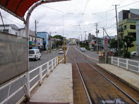 谷地頭から青柳町方向を見る