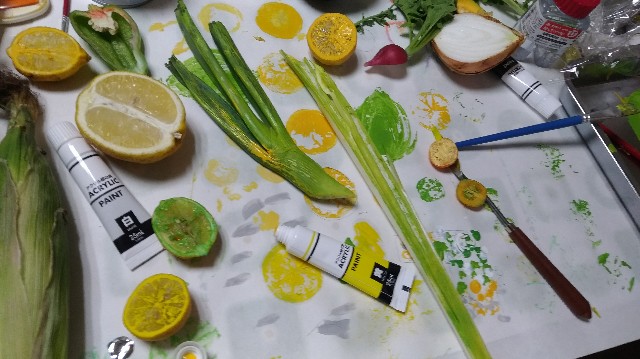 ホンモノ野菜スタンプ 超絶可愛い壁紙とでんぷん糊の作り方 海外 福祉 そして瀬戸内の暮らし ホンモノ野菜スタンプ 超絶可愛い壁紙とでんぷん糊の作り方 海外 福祉 そして瀬戸内の暮らし