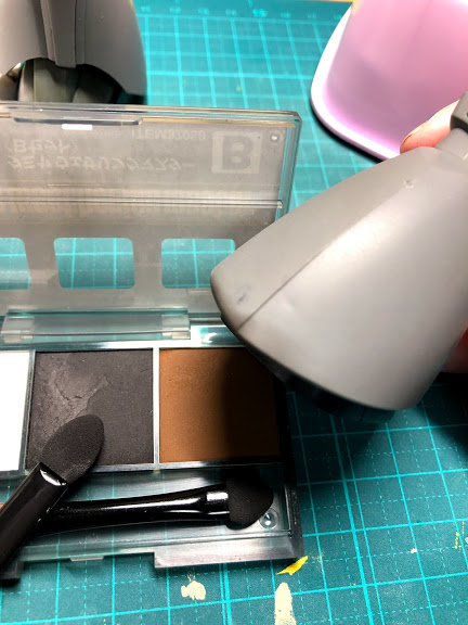 初心者向け ウェザリングマスターのbセットでここまでできる かんたんな汚し塗装をやってみた ガンプラ成長日記byみー子