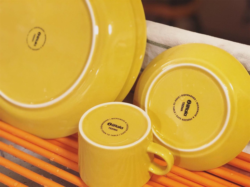 北欧食器》イッタラのティーマ新色ハニー カップアンドソーサー