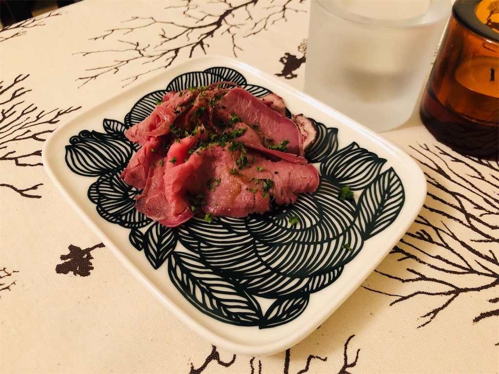 マリメッコの花柄食器クルイェンポルヴィ◎大人気柄の日本限定色
