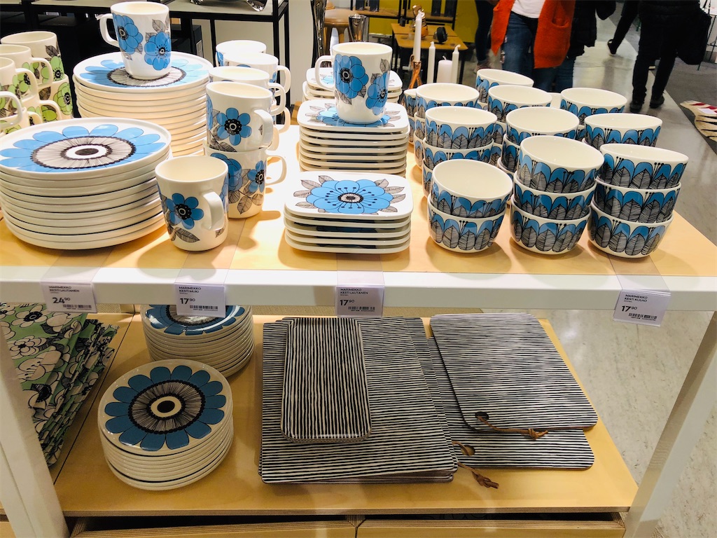 marimekko oiva スクエアプレート ターコイズ 2枚組　廃盤 シンプルで使いやすいマリメッコ「oivaのスクエアプレート」レビュー