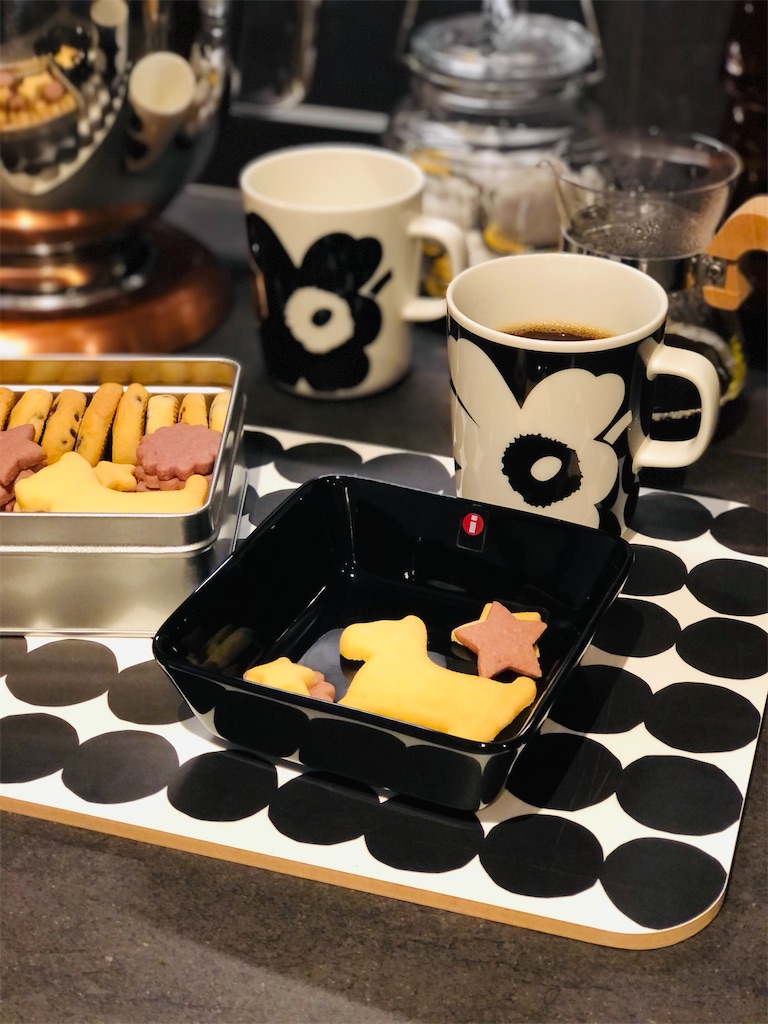 マリメッコ 創立70周年記念コレクション ウニッコ (Unikko) マグカップ