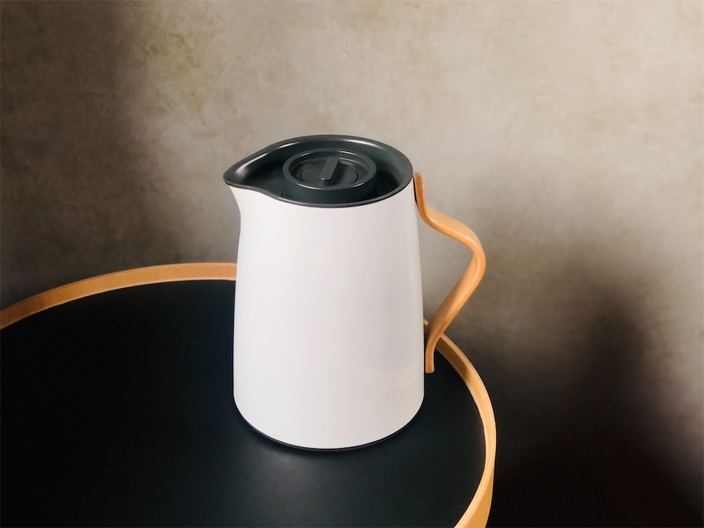 お気に入りの北欧デザイン Stelton ステルトン バキュームジャグ Emma
