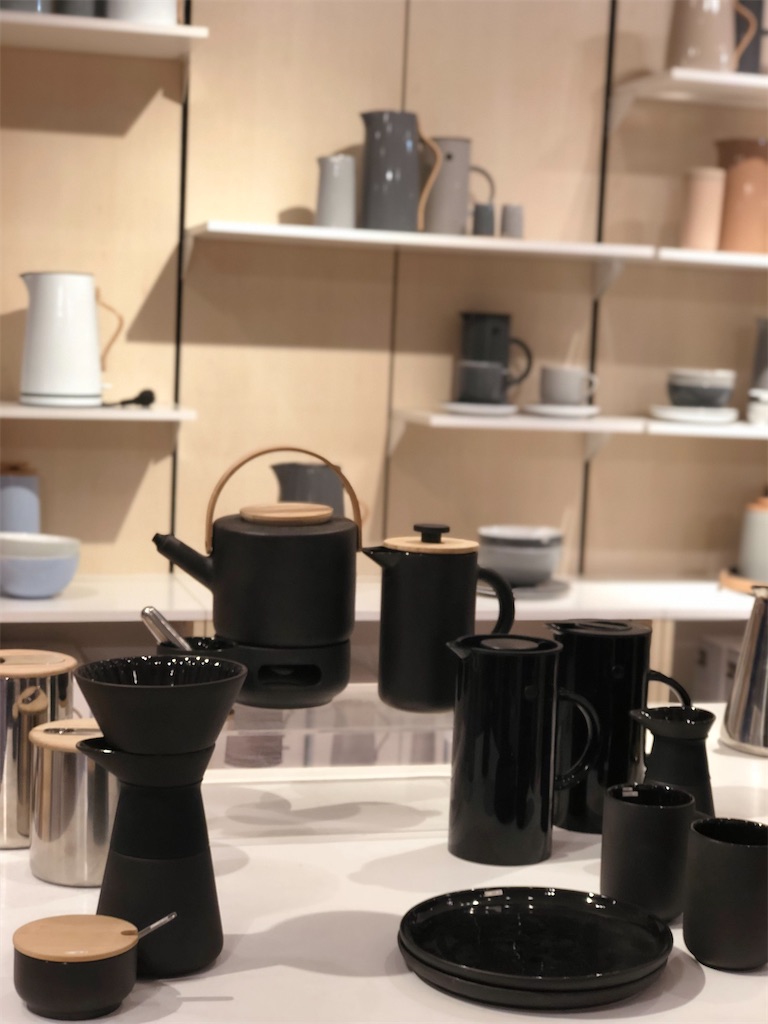 お気に入りの北欧デザイン Stelton ステルトン バキュームジャグ Emma