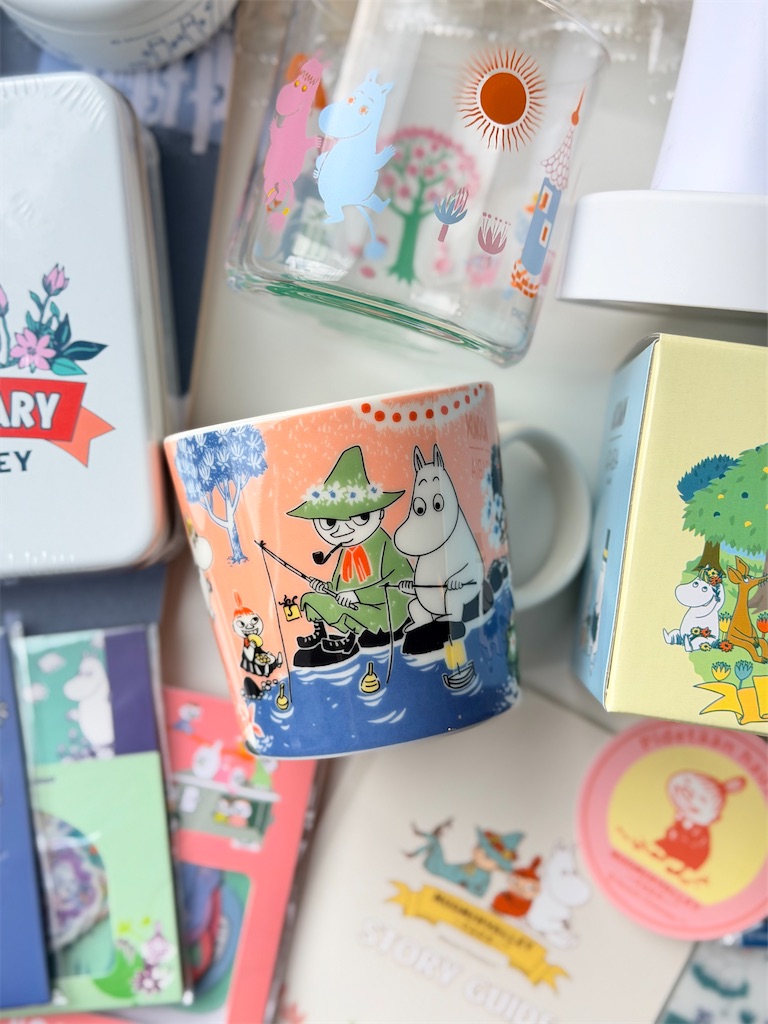 ムーミンバレーパーク限定マグ「SIMPLE JOY」｜ピンクカラーと新色