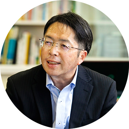 佐藤 謙二校長