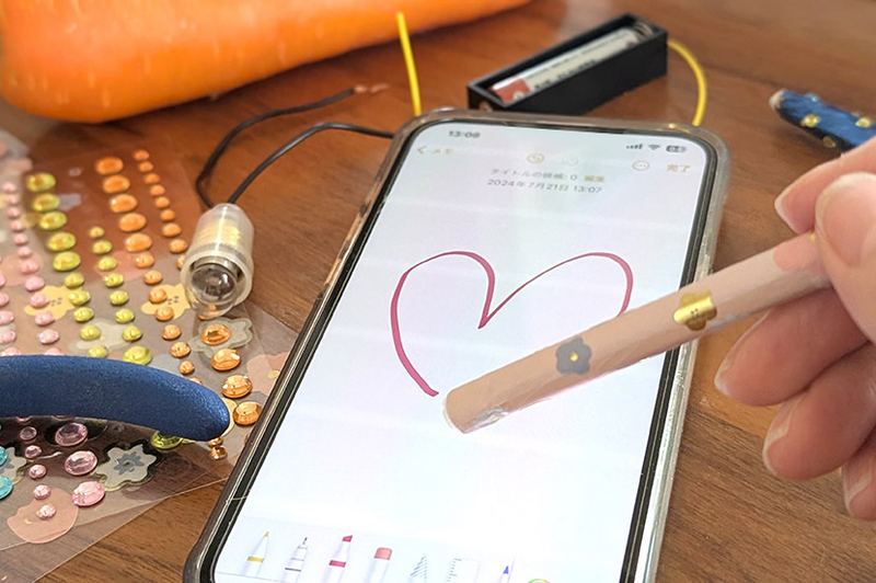 夏休みの自由研究。なんでスマホやタブレットの仕組みを調べてタッチペンを作ってみよう!