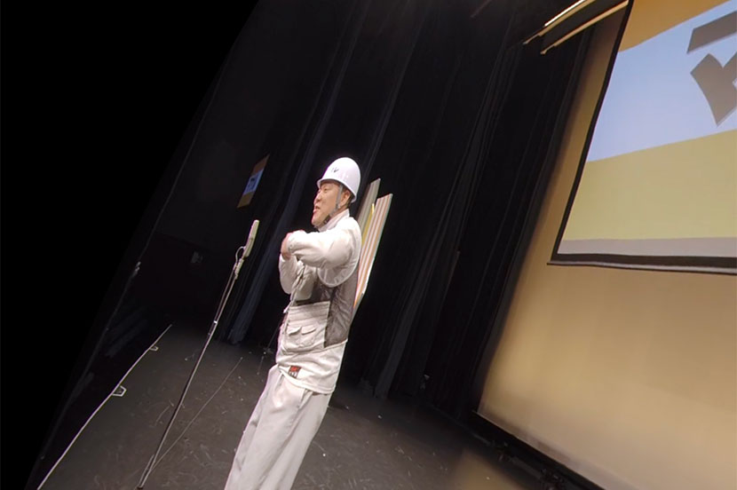 カメラ2:気分は若手芸人? 裏方目線を味わえる特別感