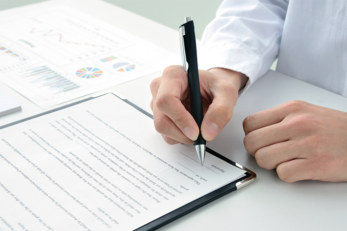 必要な情報や手続きは、継続か、乗り換えかで大きく変わる