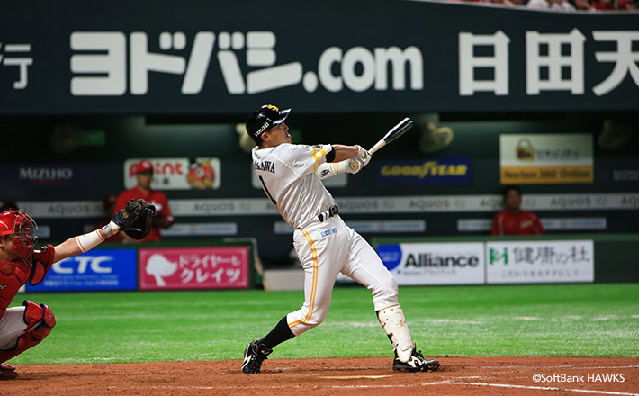内川が復帰即HR！
