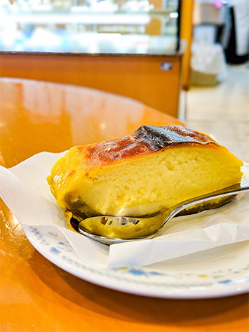 スイートポテトを切って撮影