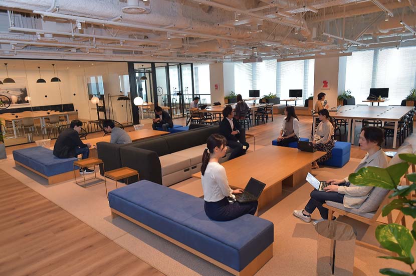 SoftBank Corp.’s New Headquarters Inspires Communication, Collaboration and Innovation