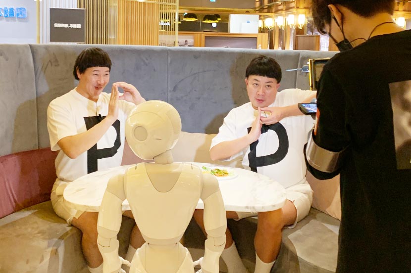 PP兄弟がPepper PARLORを訪問。「オシャレで落ち着ける、まさに “PerfectなPlace” だった」