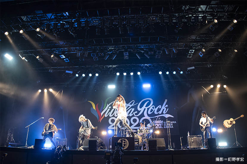 総勢30組ものアーティストのステージが楽しめるヒミツは……コレ!