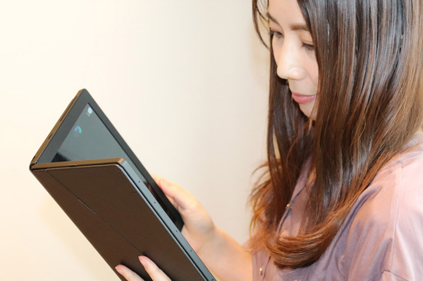 使い方は自由自在。どこでもつながるパソコン