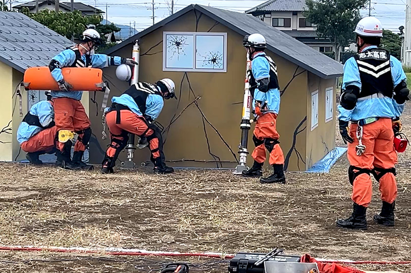 人命救助の肝は発災初動の状況把握。ドローン2機での “流域単位” のリアルタイム監視を実証