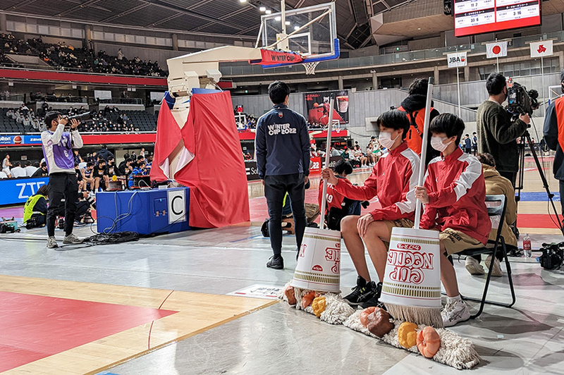 頂点を目指して勝ち上がってきた高校生たちのプレーに大興奮！