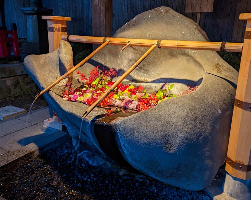 盛岡八幡宮の花手水