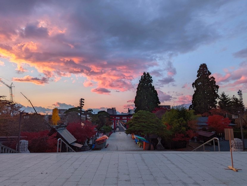 盛岡八幡宮の表参道