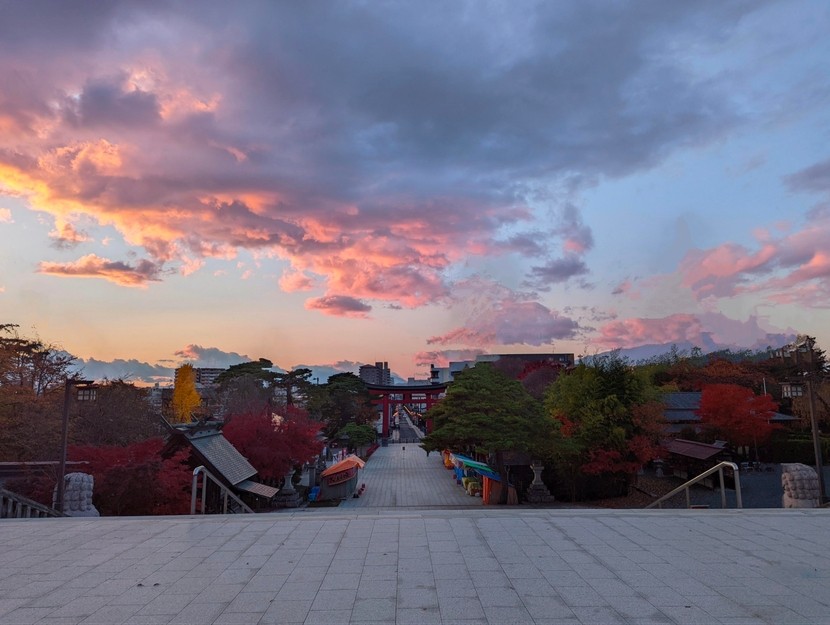 盛岡八幡宮の表参道