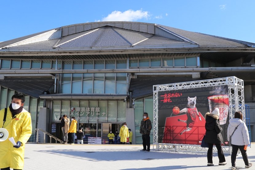 会場周辺はウインターカップ一色。早くも気分が盛り上がる！