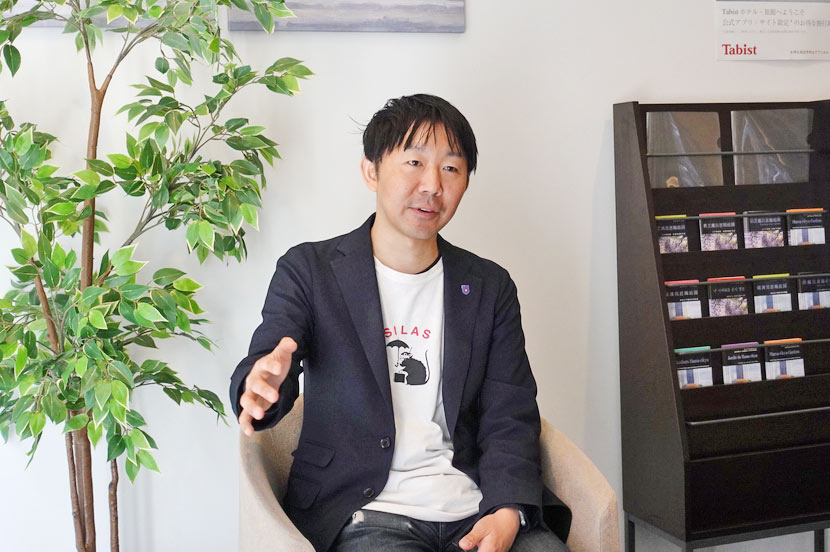 Supporting operations in the background with DX solutions