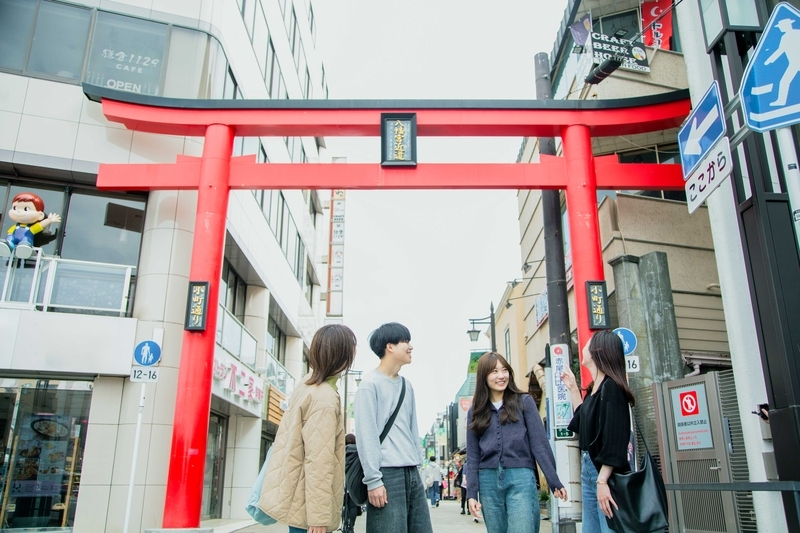 鎌倉駅に集合！ 小町通りで食べ歩きを堪能