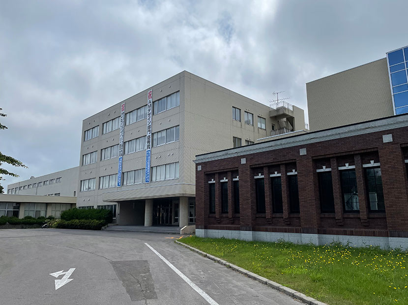 課題感は机上の知識と現実社会の現場とのギャップだった。現役ソフトバンク社員が教育現場の課題解決に貢献