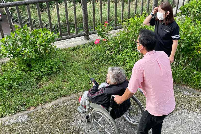 シニアの方に楽しい挑戦を