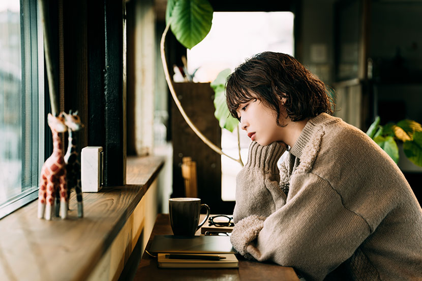 秋から冬に表れる心と体の不調「ウィンターブルー」とは？