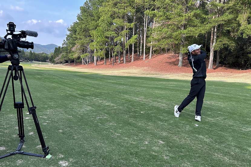 山下勝将プロの小柄な体躯から繰り出される爆発的な飛距離の秘訣は…？