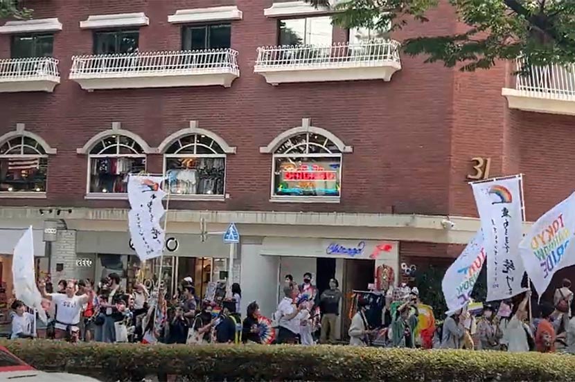 賑わいが戻ったパレード