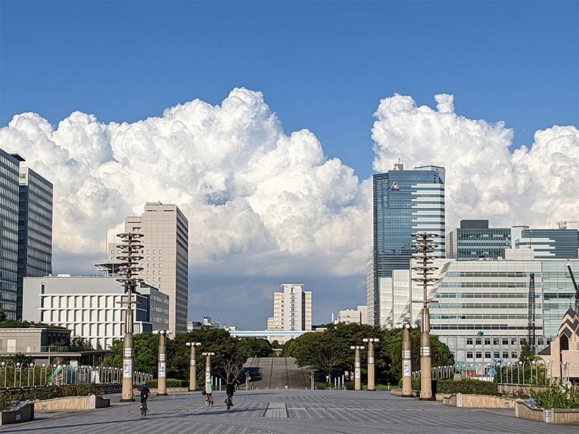 基本の構図③ 雲と地上:青空の割合が「3:1」